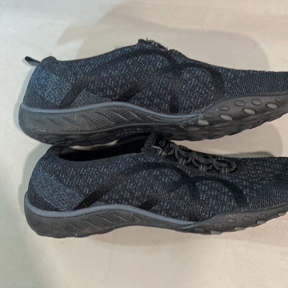 Sketchers Relaxed FIT Air Cooled Memory Form Sneakers - Picture 2 of 6